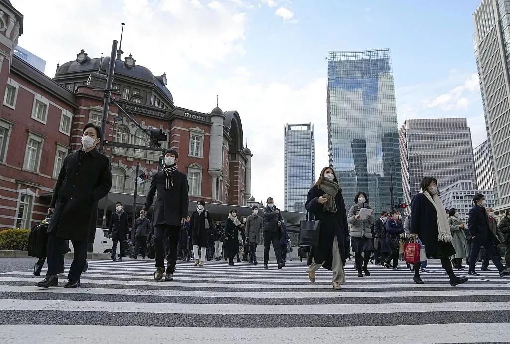 日本政府为何奖励民众搬出东京？